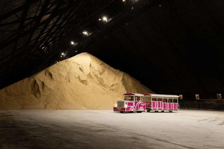 Things To Do Chelsea Sugar Factory Tours & Sugar Cafe
